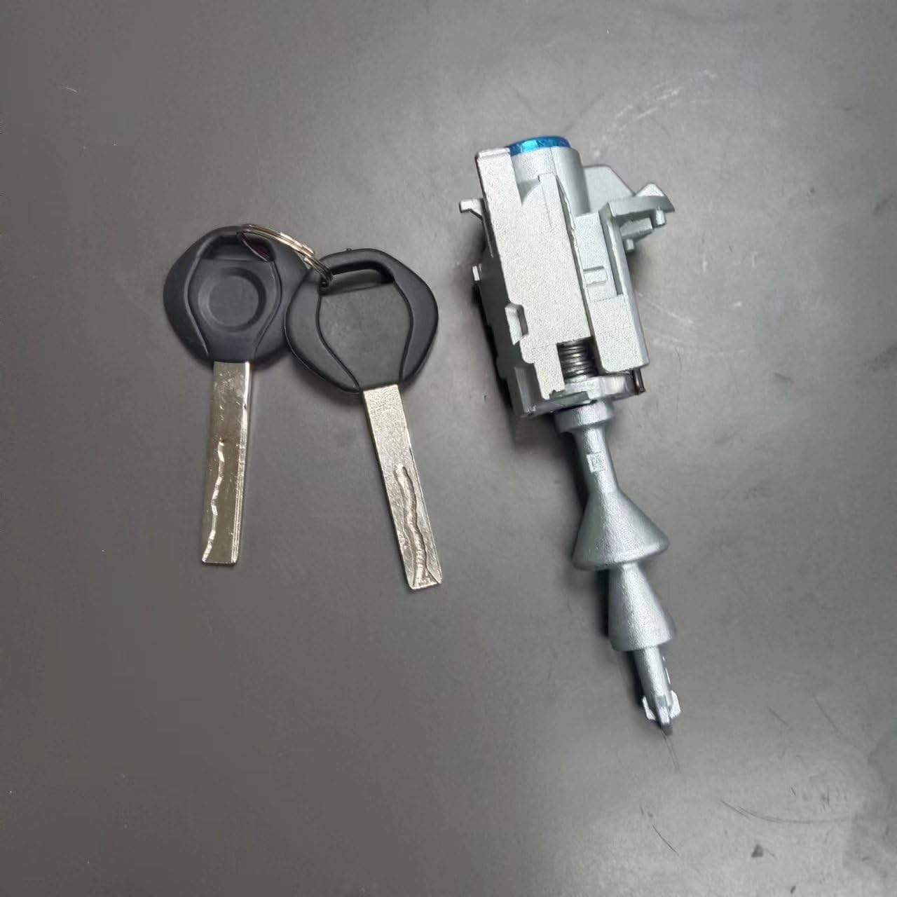 Door Lock Cylinder Front Left Right Driver Side Door Lock Cylinder with 2 Keys For BMW 3 SERIES E90 E91 E92 E93 For M3 51217162427